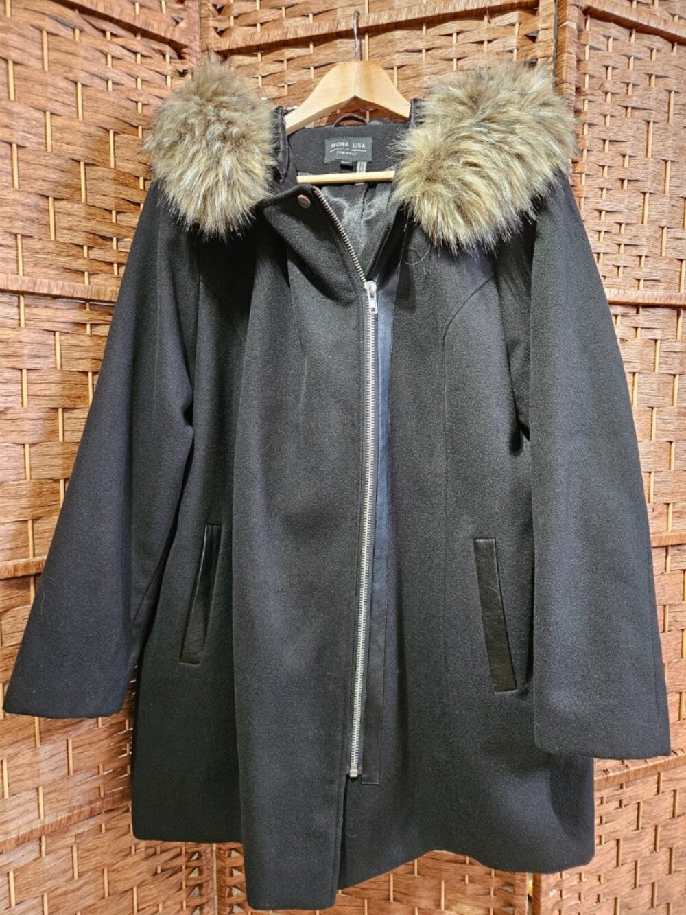 Mona Lisa Fen-Nelli Black Winter Coat 18W NWT Faux Fur Hood Sears